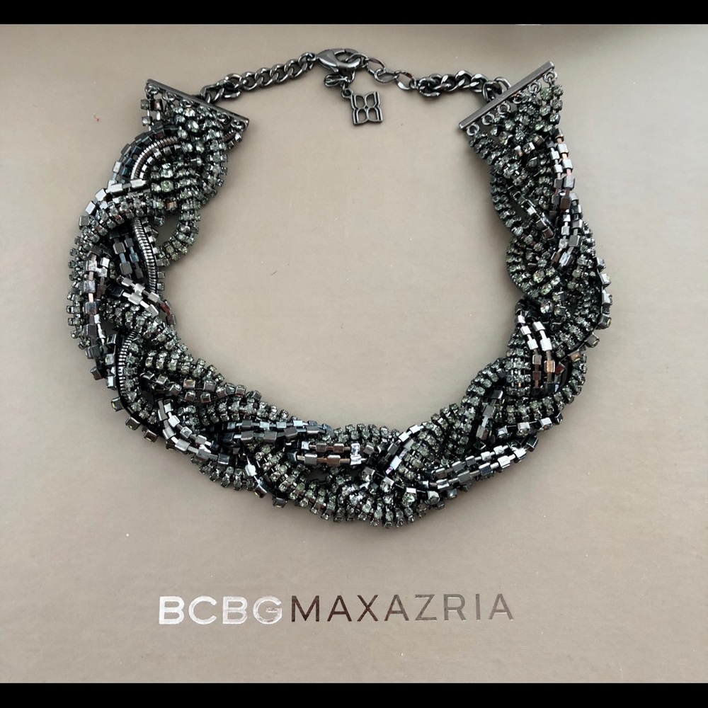 BcbgMaxazria Statement Necklace - Picture 2 of 4
